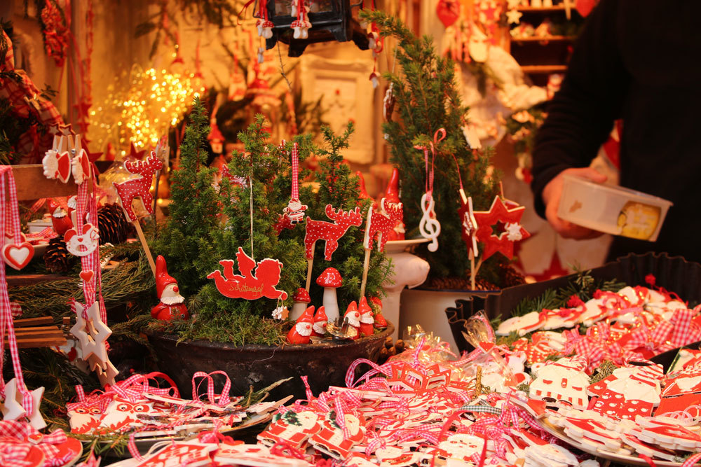 Christmas Market at Cologne Cathedral in Germany [2nd day]_b0134539_05130218.jpg