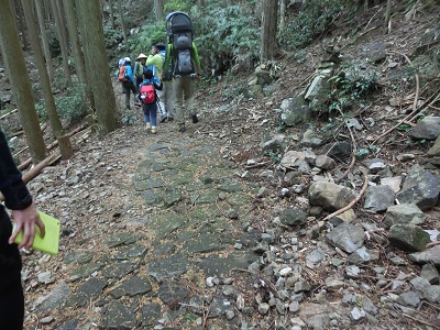 3日目「三浦峠道(熊ヶ谷道)」_f0019247_22465618.jpg