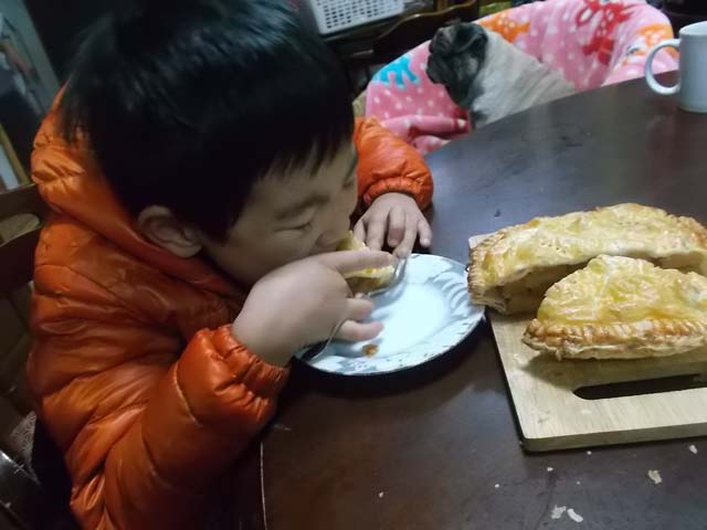 朝から嫁に腹が立つ&皮から手作り餃子_f0019498_9164451.jpg