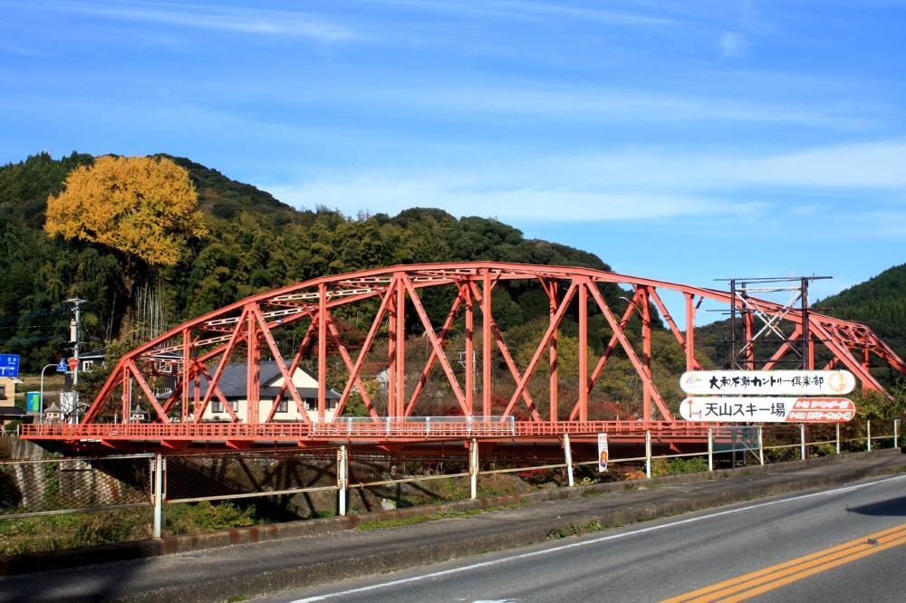 f0212511_05521730.jpg