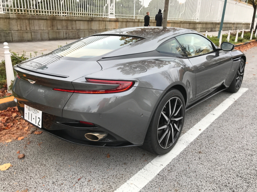 I\'ve driven Aston Martin DB11._c0128818_23011846.jpg