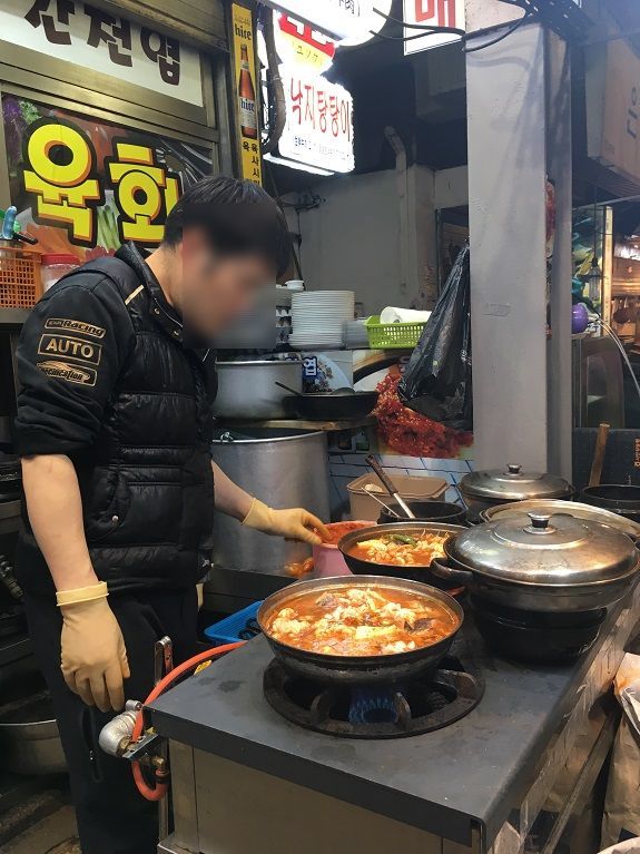 この時季おいしいテグタン(タラ鍋) 　　　　이 계절이 아주 맛있는 대구탕_e0201021_22013640.jpg