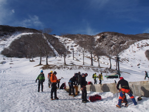 谷川岳 雪山歩き　　　2016.12.４（日）_b0335256_09191306.jpg