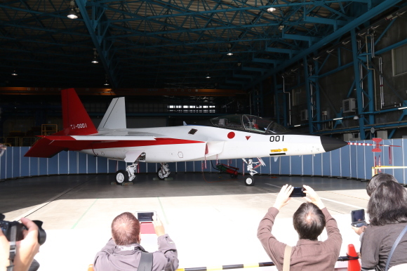 2016岐阜基地航空祭　その9　北会場　X-2ステルス実証機　2016.10.30_d0187275_19251829.jpg