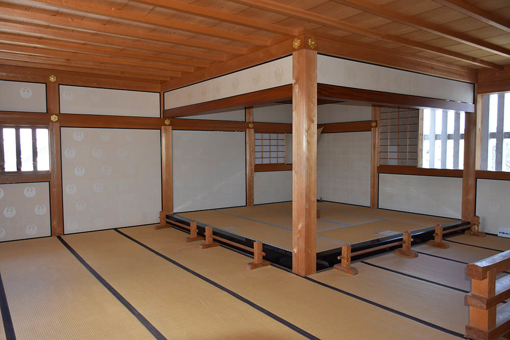 豪壮な石垣群の津山城登城記 その4 「備中櫓」_e0158128_17080160.jpg