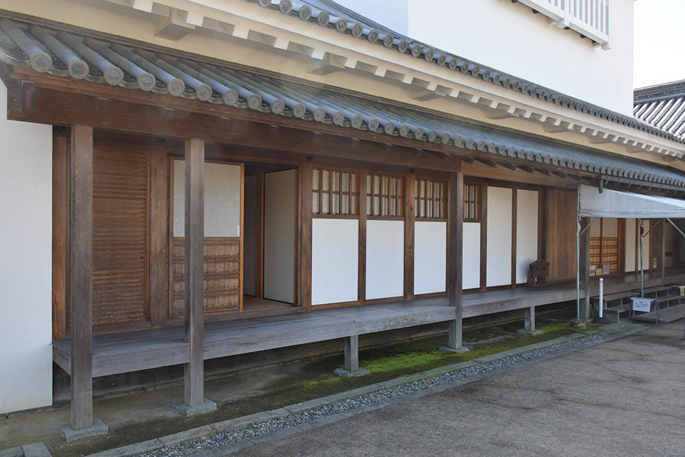豪壮な石垣群の津山城登城記 その4 「備中櫓」_e0158128_17120761.jpg