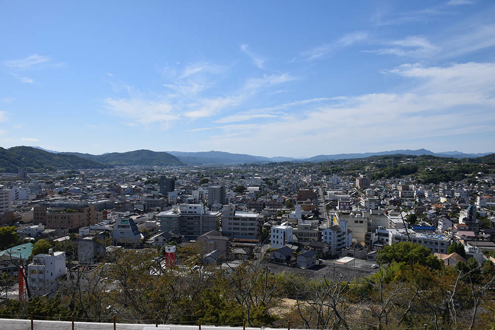豪壮な石垣群の津山城登城記　その５　「天守台」_e0158128_17395658.jpg