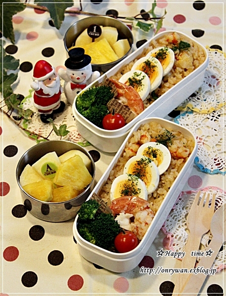 エビピラフ弁当と今夜はパスタ♪_f0348032_18093534.jpg