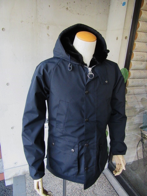 今の寒い時期に◎ 新型・登場★ Barbour ・・・ HOODED BEDALE SL JACKET!★! (再)_d0152280_64432.jpg