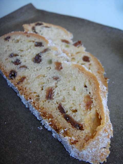 シュトレン　　Stollen_e0243221_484855.jpg