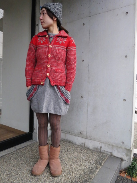 残り1枚、2枚、、、INVERALLAN SNOW FLAKE・雪柄 LUMBER CARDIGAN (別注・今季色)♪♪♪_d0152280_1552240.jpg