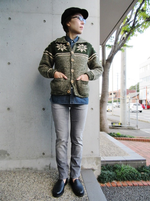 残り1枚、2枚、、、INVERALLAN SNOW FLAKE・雪柄 LUMBER CARDIGAN (別注・今季色)♪♪♪_d0152280_15582778.jpg