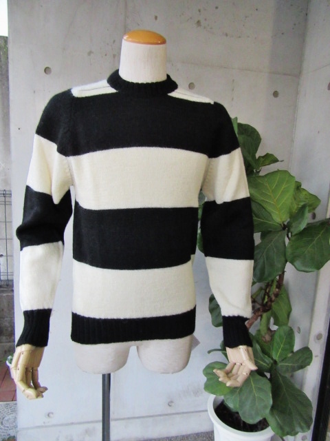 Glengair (MADE in Scotland) ・・・ WIDE BORDER CRUE SWEATER!★!_d0152280_17352183.jpg
