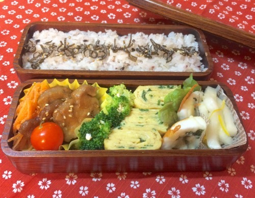 豚ヒレの照り焼きBento_e0346225_08100013.jpg