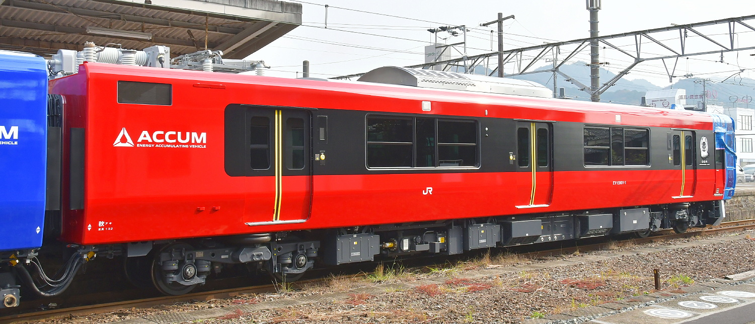 JRE EV-E801甲種輸送_a0251146_2230925.jpg