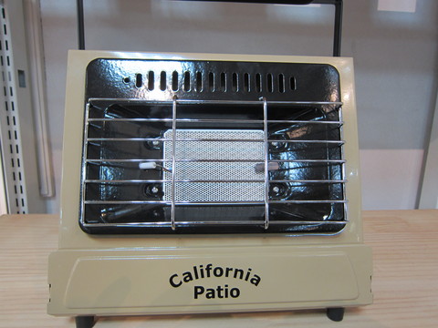 カリフォルニアパティオというカセットガスストーブ！_d0198793_18283025.jpg