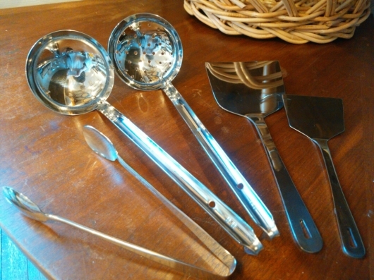 キャニスター入荷と本物の調理器具_f0255704_15525049.jpg