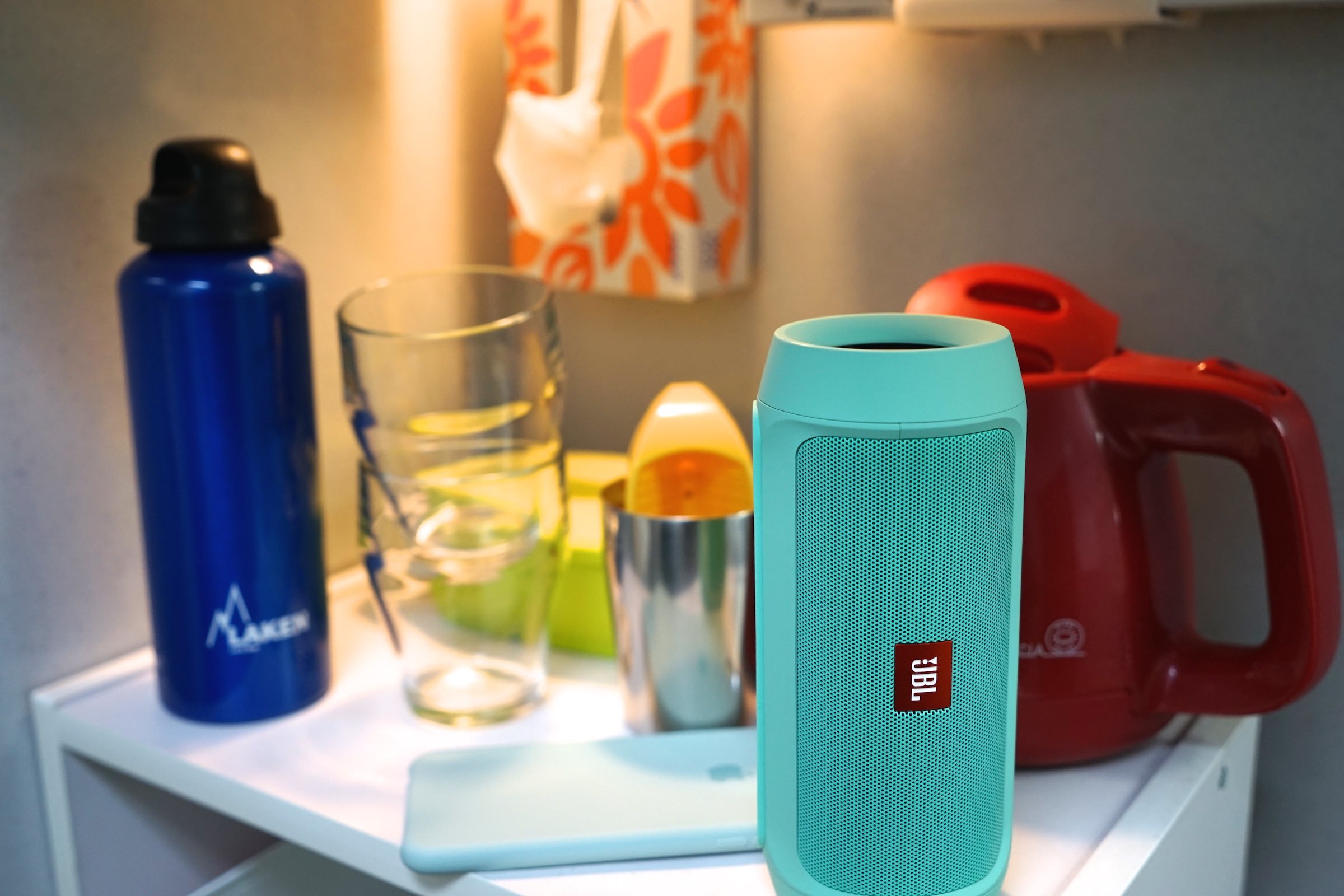 Bluetoothスピーカー 2 JBL CHARGE2+_b0360240_16571701.jpg