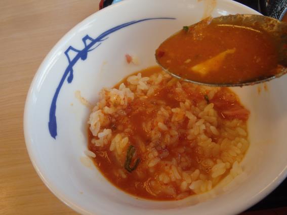 松屋の豆腐キムチチゲ膳 門真店_c0118393_13356.jpg