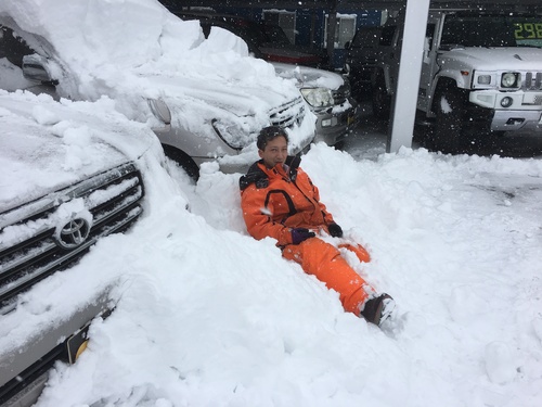 マサブロヽ(^o^)丿大雪ですが、TOMMY本店!2台のご成約!!ランクル、ハマー、アルファード_b0127002_19505418.jpg