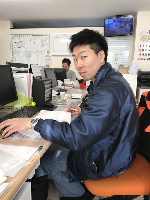マサブロヽ(^o^)丿大雪ですが、TOMMY本店!2台のご成約!!ランクル、ハマー、アルファード_b0127002_2034499.jpg