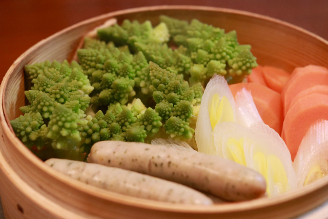 ロマネスコ。生牡蠣。肉豆腐。_f0348831_14281438.jpg