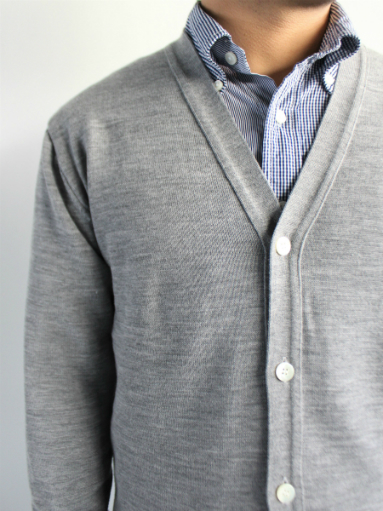 BETTER　MERINO CARDIGAN_b0139281_1484139.jpg