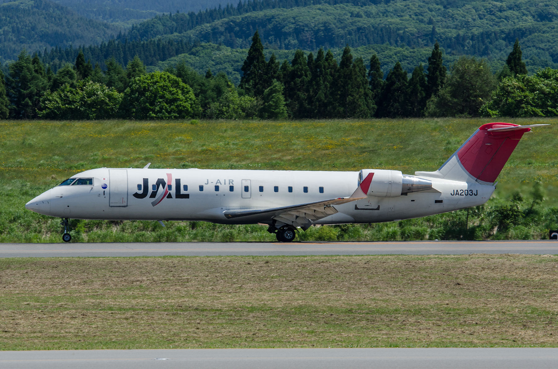 Bombardier CRJ-200ER / JA203J_d0226909_1946345.jpg