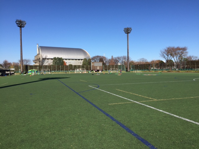 秋葉台運動公園人工芝競技場無料開放_b0000829_12431989.jpg