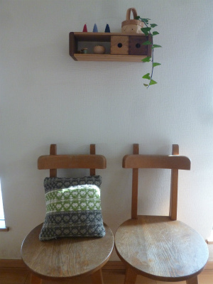 chair × 2 ふたり暮らし 再び_a0165160_10142557.jpg