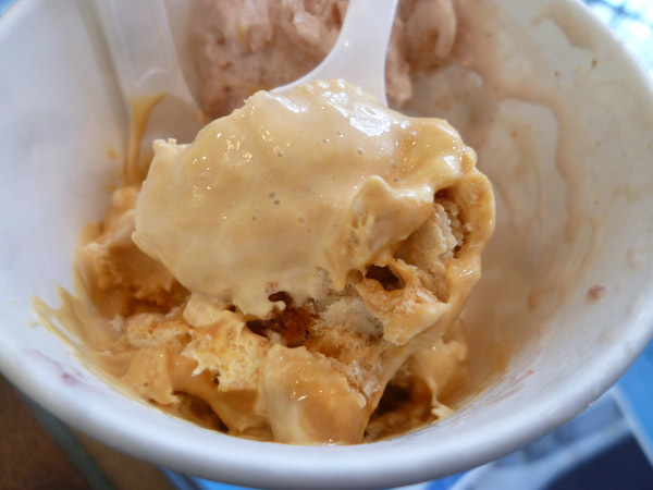 【閉店】Ben & Jerry\'s (ベン&ジェリーズ) 表参道ヒルズ店_c0152767_22295351.jpg