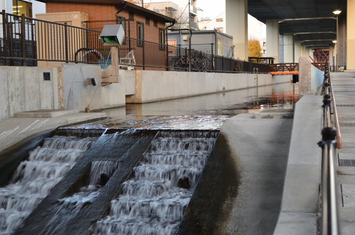 竪川河川敷公園の水辺施設 Kenのデジカメライフ