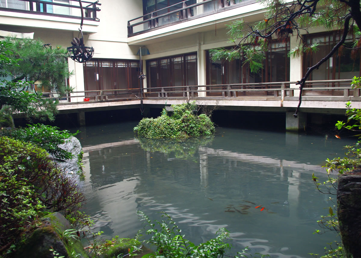 b0123486_1233730.jpg