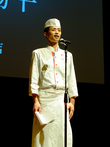「RED U-35 2016 グランプリレッドエッグは井上和豊さん」_a0000029_11135719.jpg