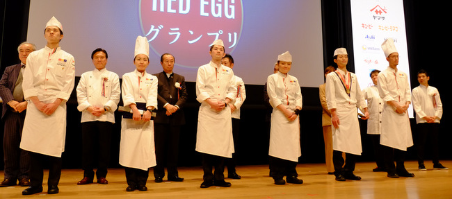 「RED U-35 2016 グランプリレッドエッグは井上和豊さん」_a0000029_11362122.jpg