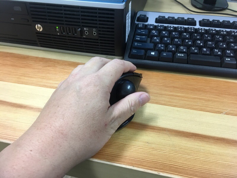 左手用マウス_d0085634_12000010.jpg