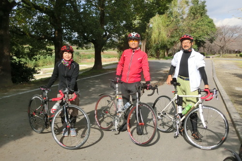 木津川サイクリングロードでカレー屋さんへ_b0332867_13291548.jpg