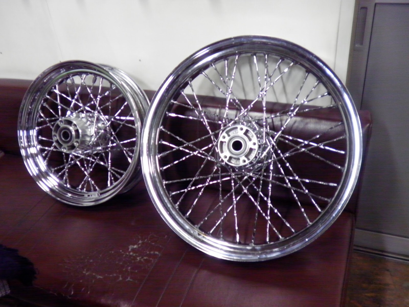 \'02 FLSTF wheel準備編_d0348774_00342136.jpg
