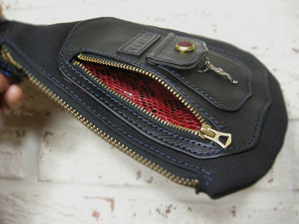 D-pouch_f0161305_00175151.jpg