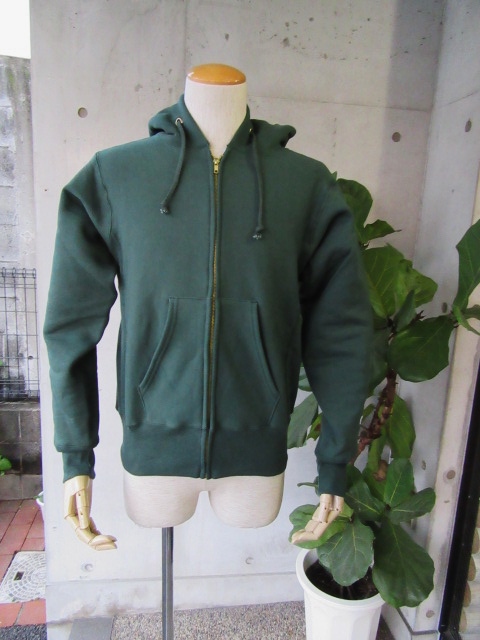 前回「黒」が即完につき、Champion USA ・・・ SWEAT Snap PARKA!★!_d0152280_1283924.jpg
