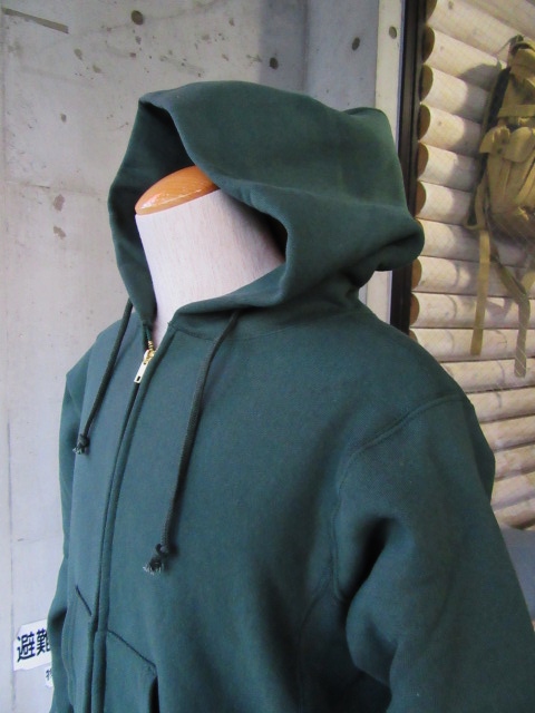 前回「黒」が即完につき、Champion USA ・・・ SWEAT Snap PARKA!★!_d0152280_1285364.jpg