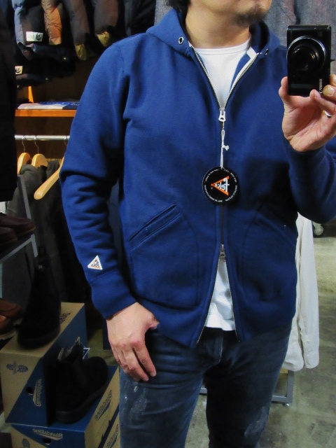 前回「黒」が即完につき、Champion USA ・・・ SWEAT Snap PARKA!★!_d0152280_13607.jpg