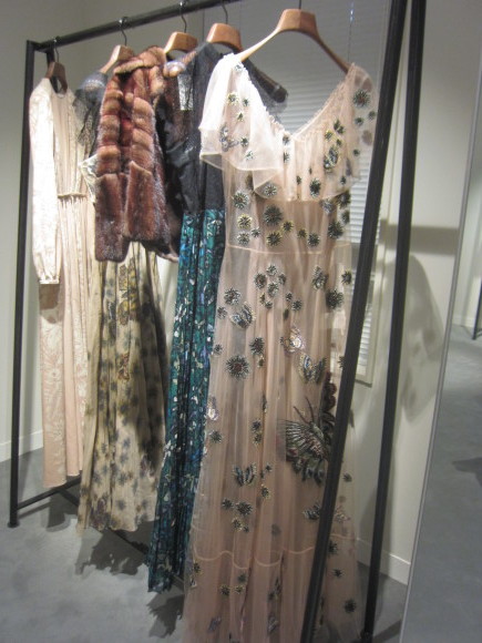 ヴァレンティノ・ガラバーニ 展示会♪_d0339889_23054923.jpg
