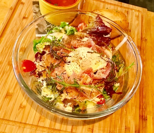 今泉 シェリービーチ で マンリーのパンケーキ ゆるゆると