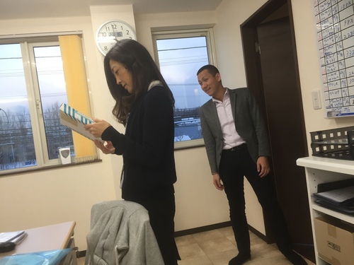 12月16日 本店、金曜日のオールスターブログ☆ ランクル・ハマー・アルファードはTOMMYへ♫_b0127002_1910206.jpg
