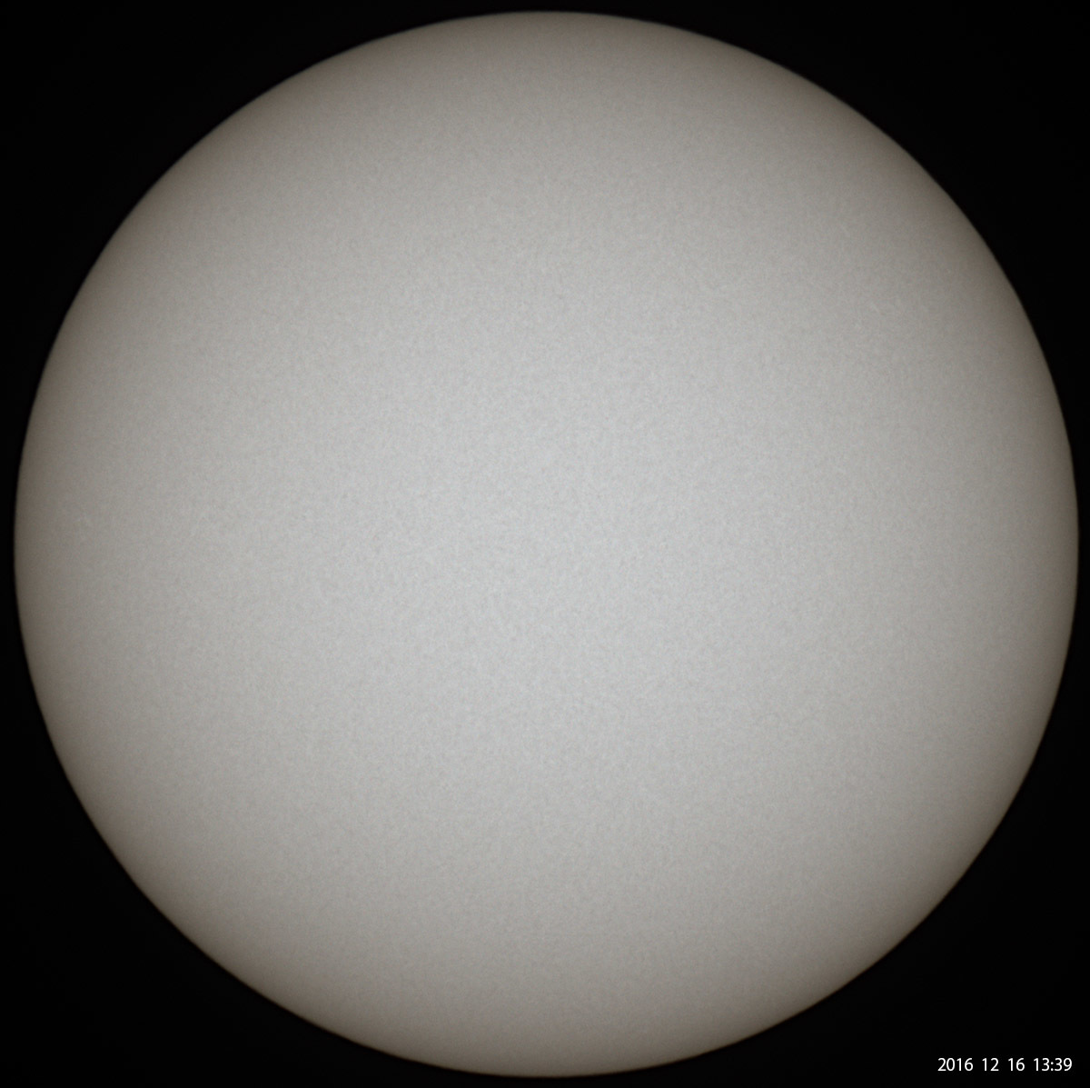 12月16日の太陽_e0174091_17572586.jpg