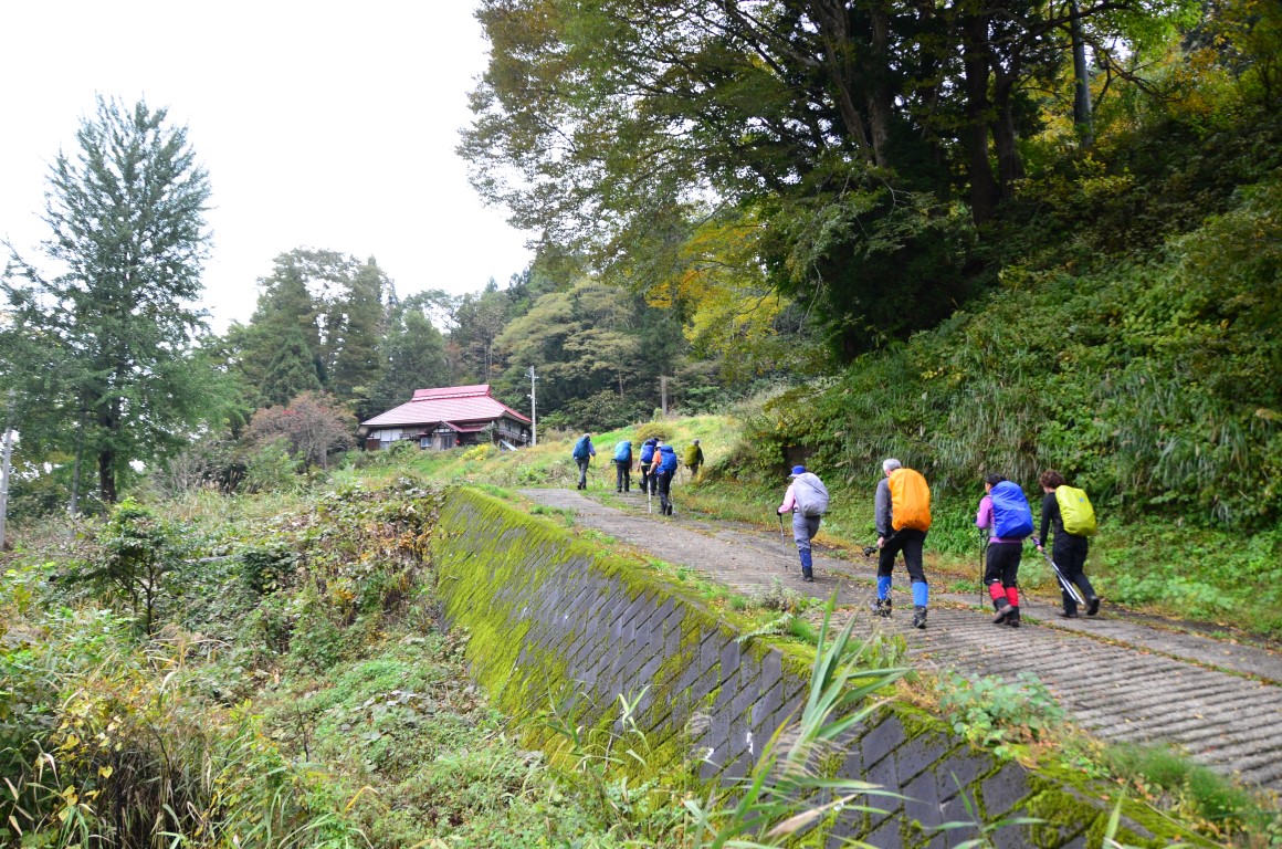 Shinetsu Trail Tour 2016 Oct 13 to Oct 23 [Part 2]_d0112928_4335863.jpg