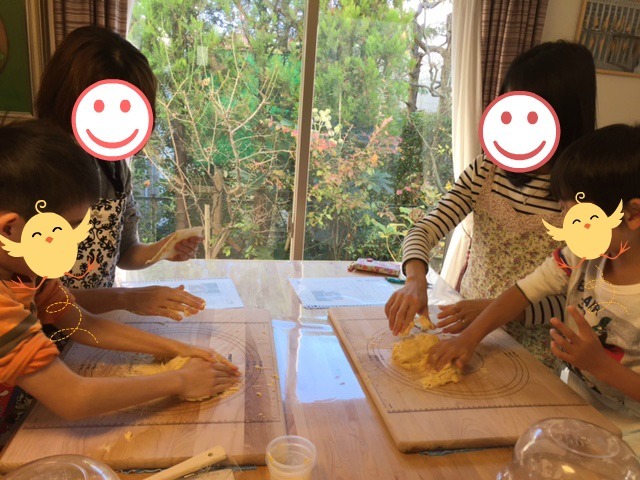 クリスマスリースパン親子レッスン_a0214059_15145651.jpg