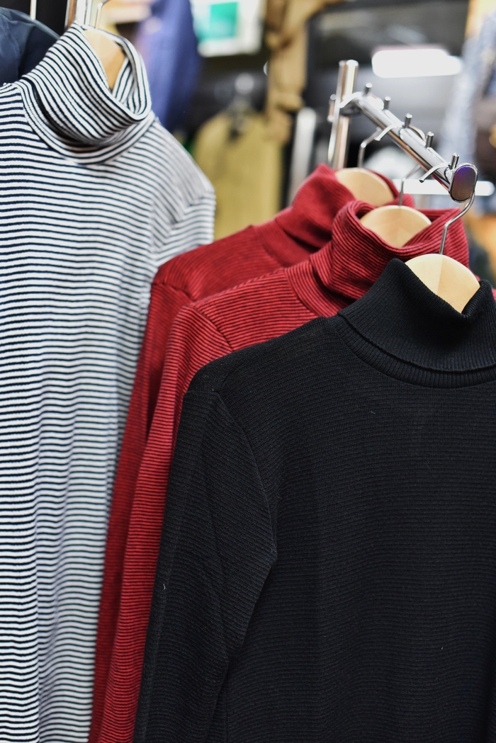 かなり使えます(^^♪　Miller (MADE IN USA) ･･･ THORMAL TURTLE BORDER LONG TEE！★！_d0152280_7384758.jpg