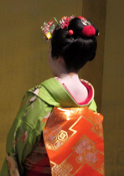 舞妓舞台_e0048413_1713272.jpg